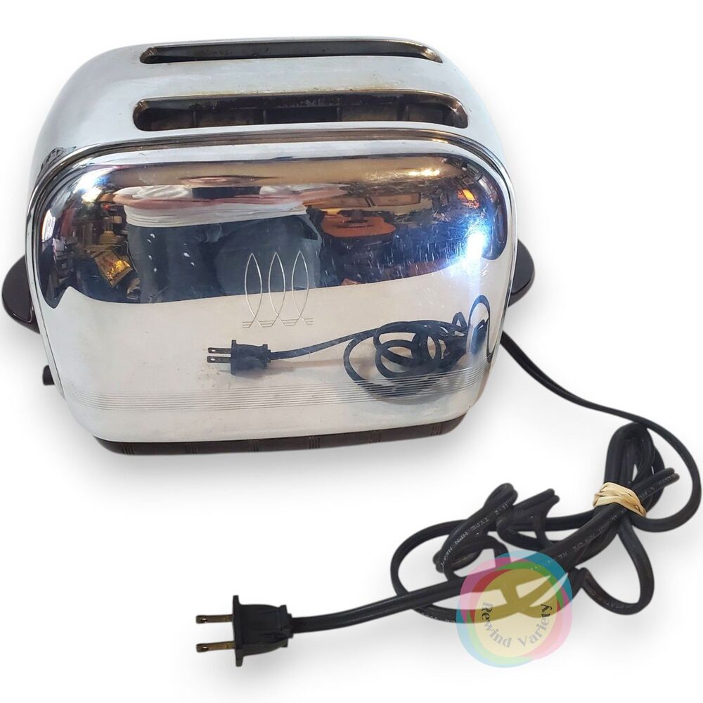 Toastmaster 2-Slice Chrome Art Deco Toaster